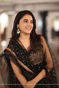 Priyanka Arul Mohan at OG Interview, HD Gallery