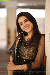 Priyanka Arul Mohan at OG Interview, HD Gallery