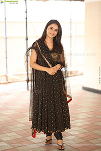 Priyanka Arul Mohan at OG Interview, HD Gallery