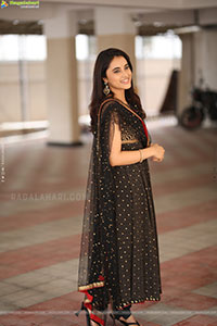Priyanka Arul Mohan at OG Interview, HD Gallery