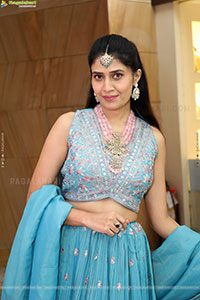 Punam Shail at Hi Life Exhibition Launch Event