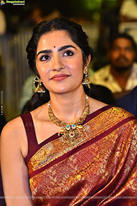 Rukmini Vasanth at Kantara Chapter 1 Pre Release Event
