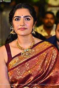 Rukmini Vasanth at Kantara Chapter 1 Pre Release Event