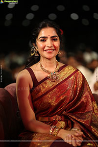 Rukmini Vasanth at Kantara Chapter 1 Pre Release Event