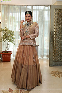 Sarmishta Reddy Poses with Traditional Jewellery