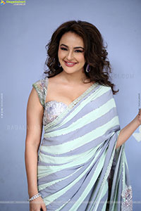 Seerat Kapoor at Jatasya Maranam Dhruvam Teaser Launch