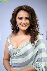 Seerat Kapoor at Jatasya Maranam Dhruvam Teaser Launch