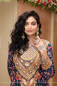 Sharon Fernandes Latest HD Stills, Photo Gallery