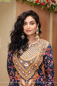 Sharon Fernandes Latest HD Stills, Photo Gallery