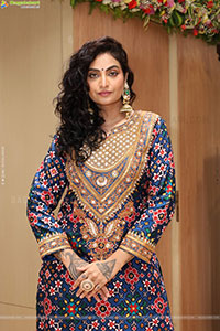 Sharon Fernandes Latest HD Stills, Photo Gallery