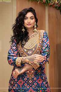 Sharon Fernandes Latest HD Stills, Photo Gallery