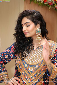 Sharon Fernandes Latest HD Stills, Photo Gallery
