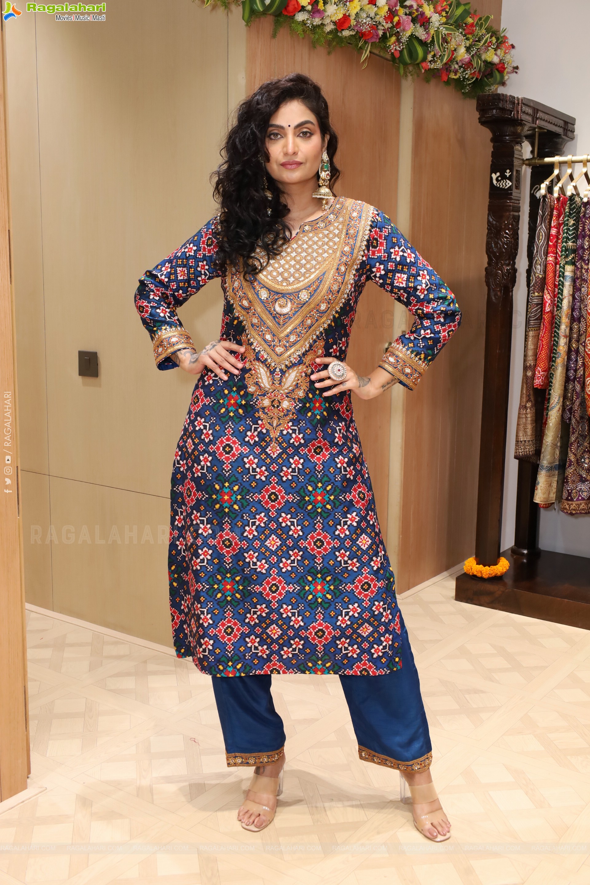 Sharon Fernandes Latest HD Stills, Photo Gallery