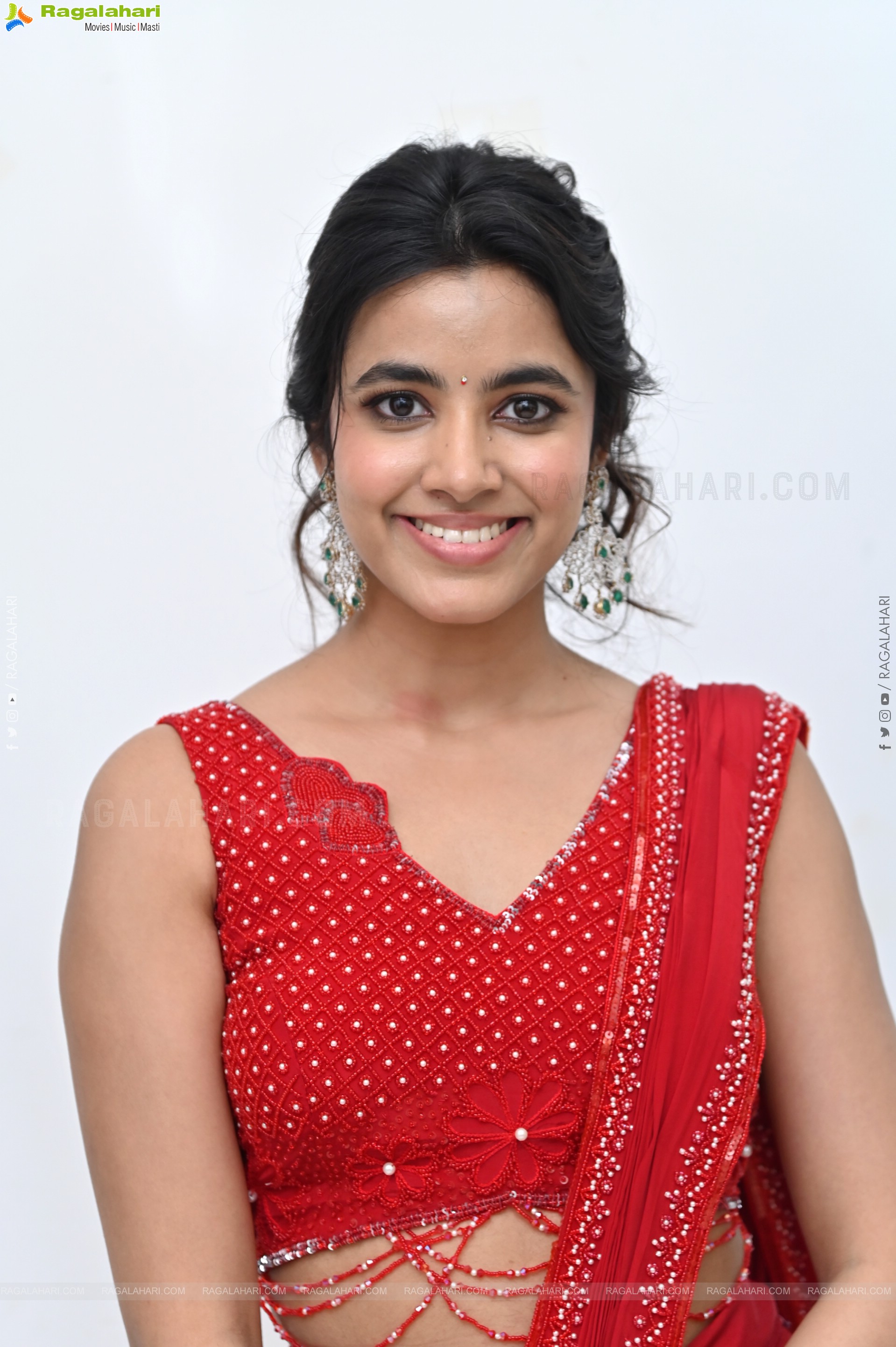 Shivani Nagaram at Little Hearts Movie Interview, HD Gallery