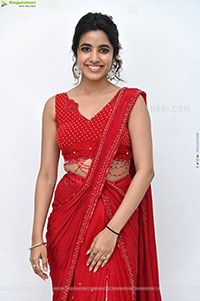 Shivani Nagaram at Little Hearts Movie Interview, HD Gallery