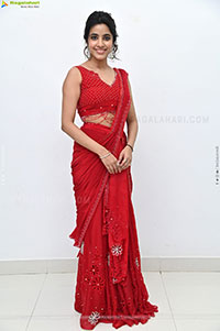 Shivani Nagaram at Little Hearts Movie Interview, HD Gallery