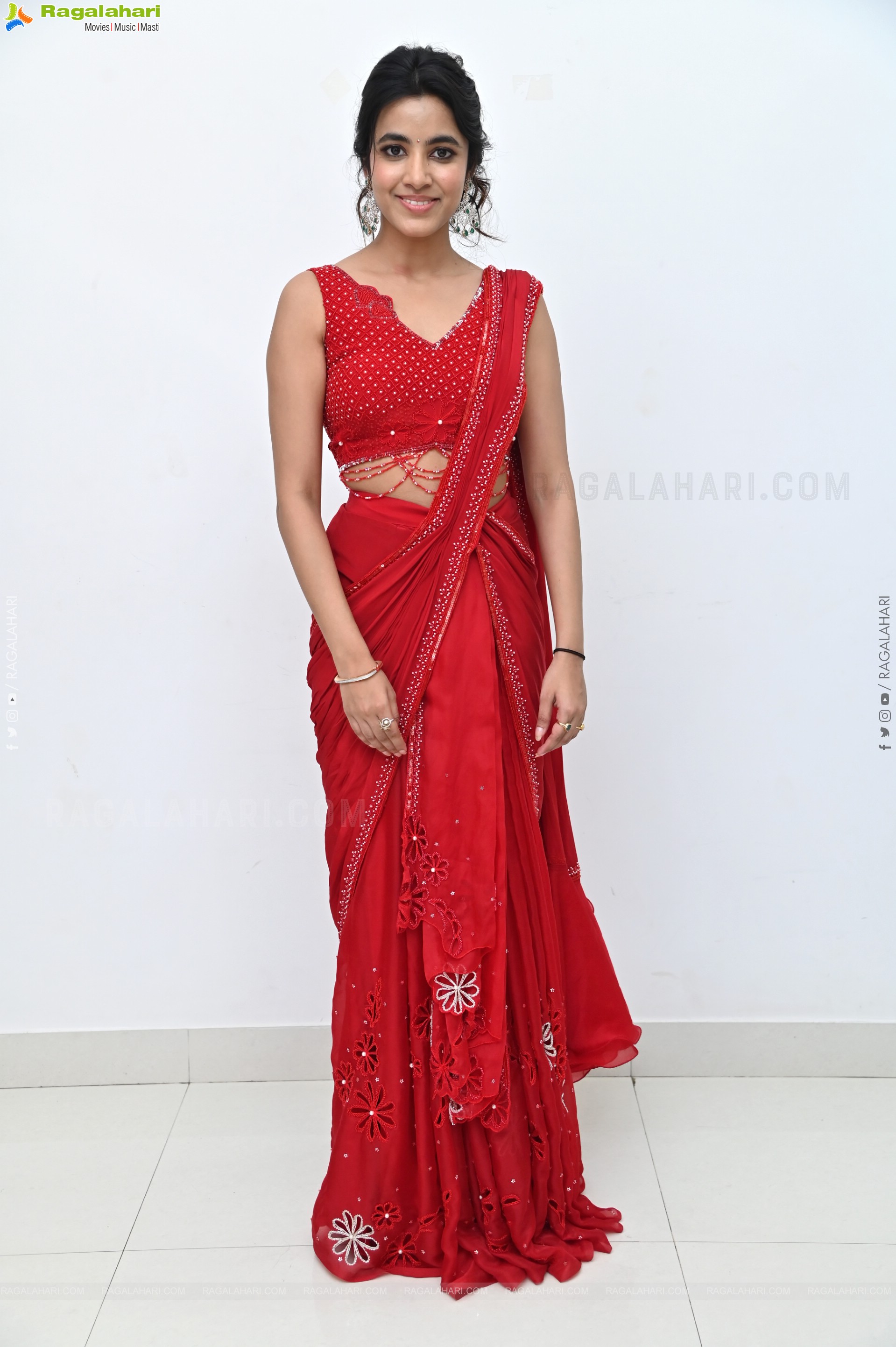 Shivani Nagaram at Little Hearts Movie Interview, HD Gallery
