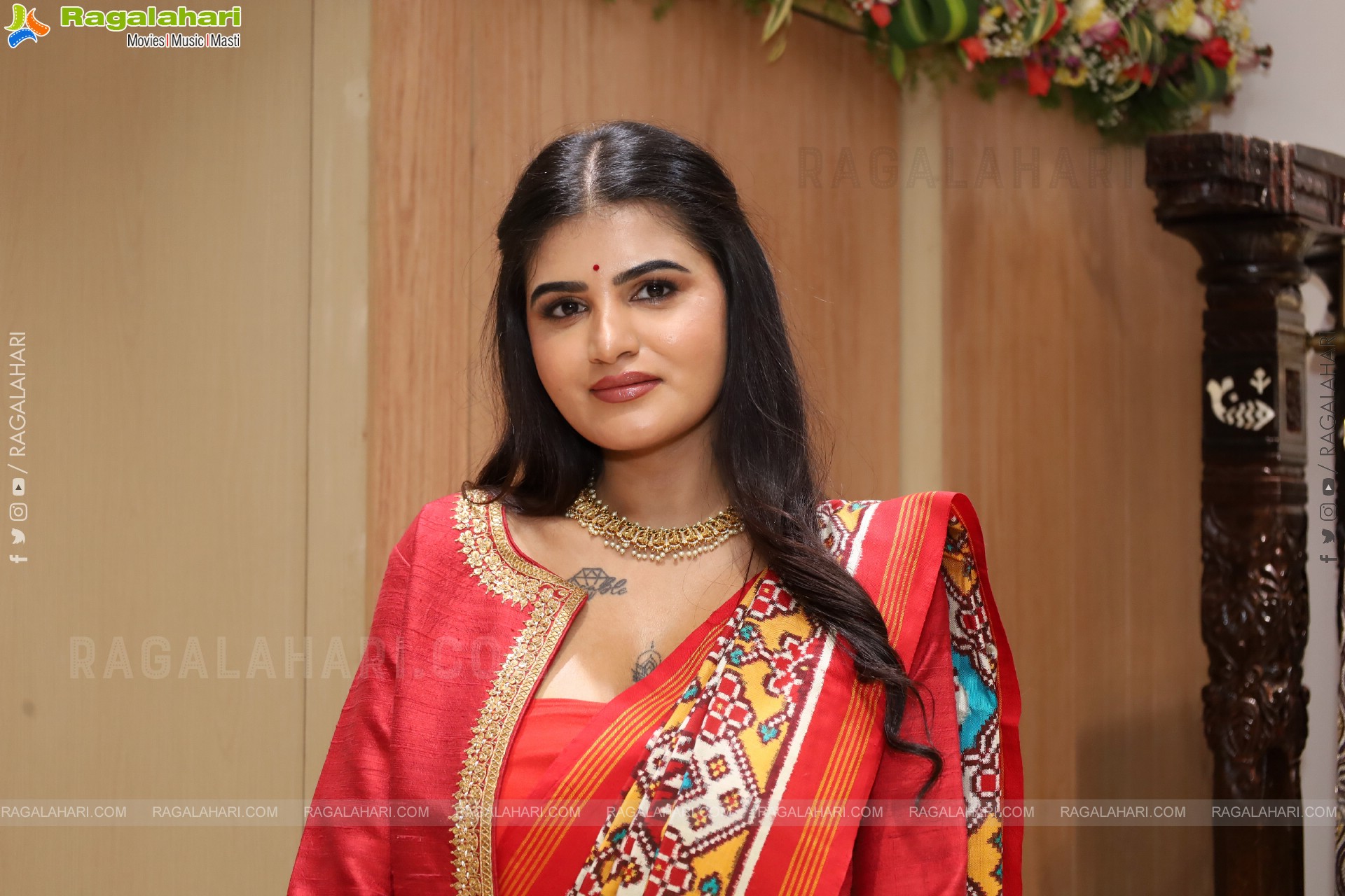 Sindhu Manthri in Dazzling Red Designer Saree, HD Gallery