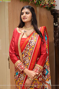 Sindhu Manthri in Dazzling Red Designer Saree, HD Gallery