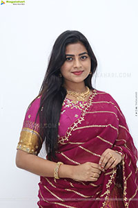 Siri Papa stills in Traditional Saree, HD Gallery