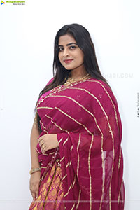 Siri Papa stills in Traditional Saree, HD Gallery
