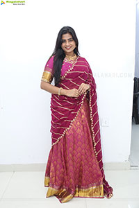 Siri Papa stills in Traditional Saree, HD Gallery
