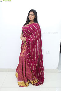 Siri Papa stills in Traditional Saree, HD Gallery