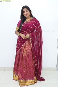 Siri Papa stills in Traditional Saree, HD Gallery