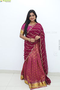 Siri Papa stills in Traditional Saree, HD Gallery