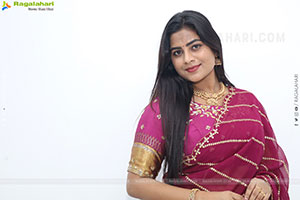 Siri Papa stills in Traditional Saree, HD Gallery