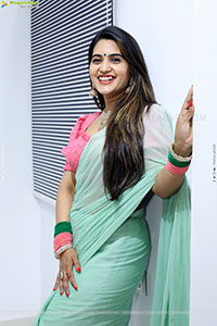 Sravanthi Chokarapu at Hi Life Exhibition Curtain Raiser