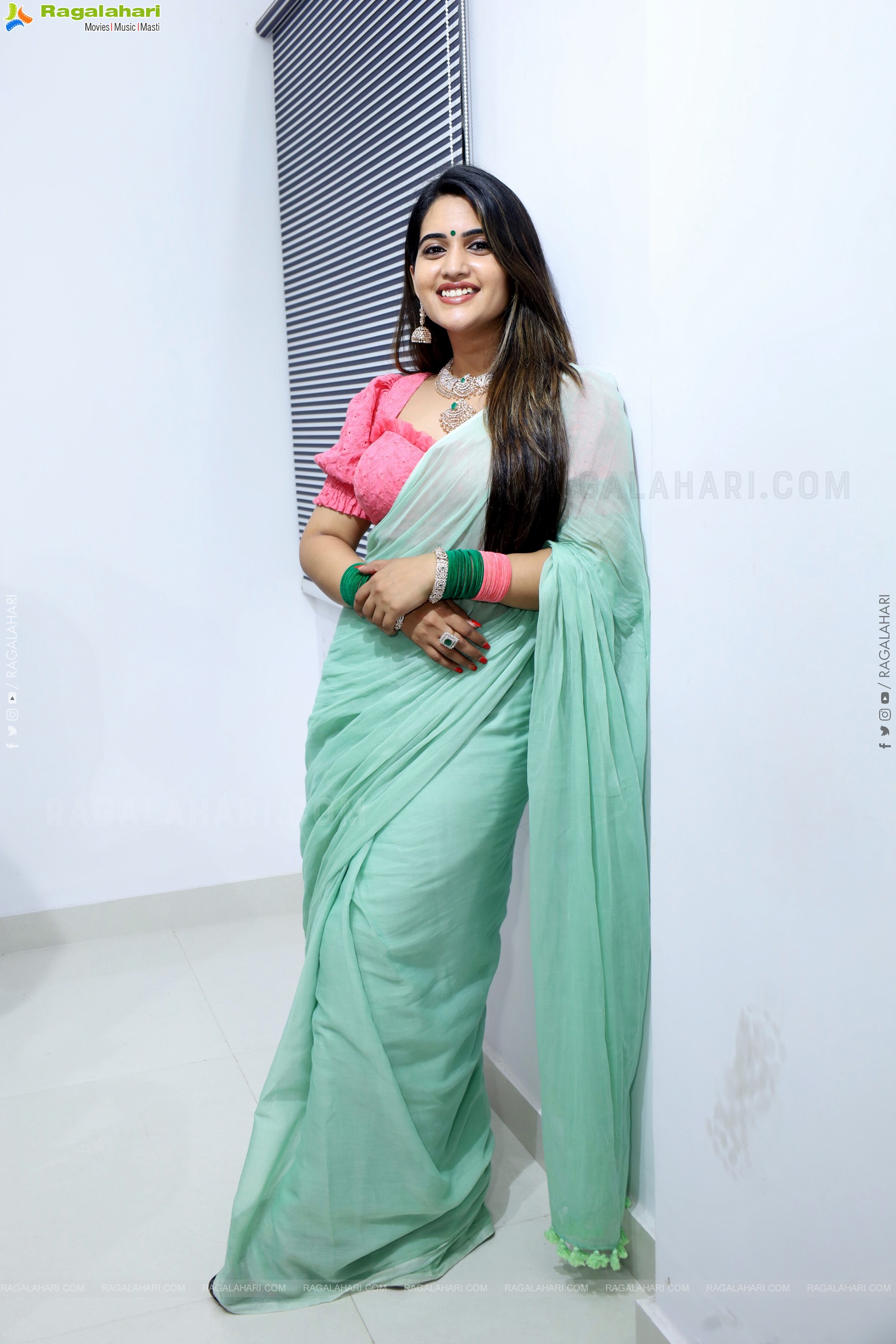 Sravanthi Chokarapu at Hi Life Exhibition Curtain Raiser Event, HD Gallery