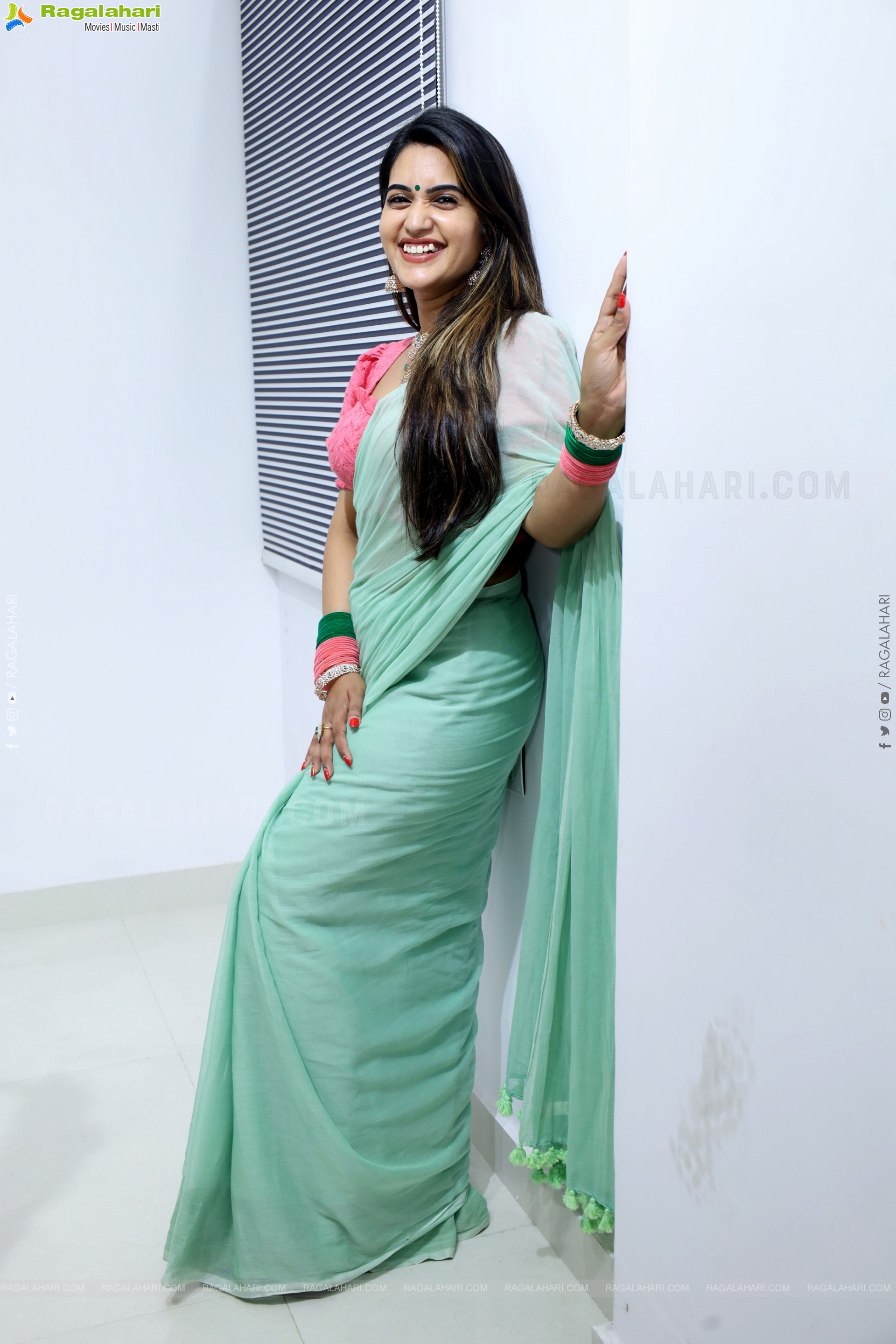 Sravanthi Chokarapu at Hi Life Exhibition Curtain Raiser Event, HD Gallery