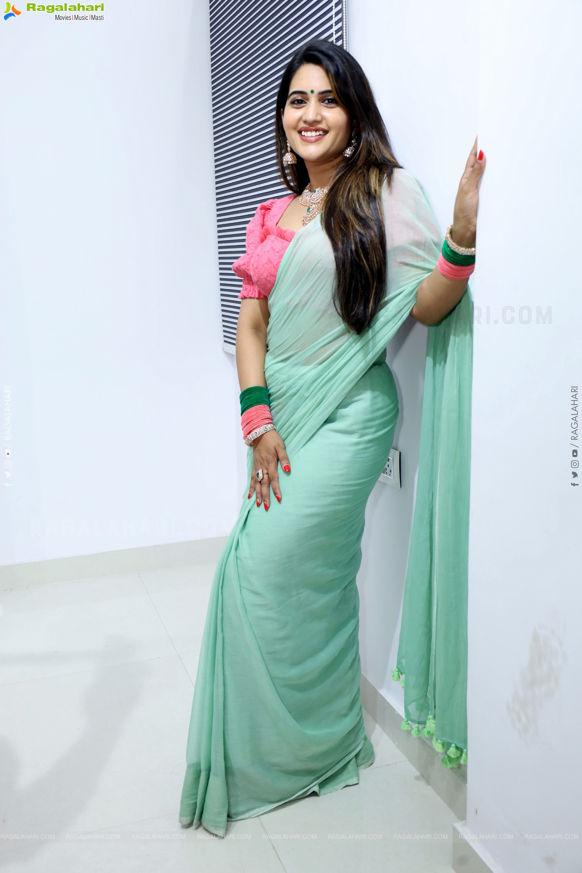 Sravanthi Chokarapu at Hi Life Exhibition Curtain Raiser Event, HD Gallery