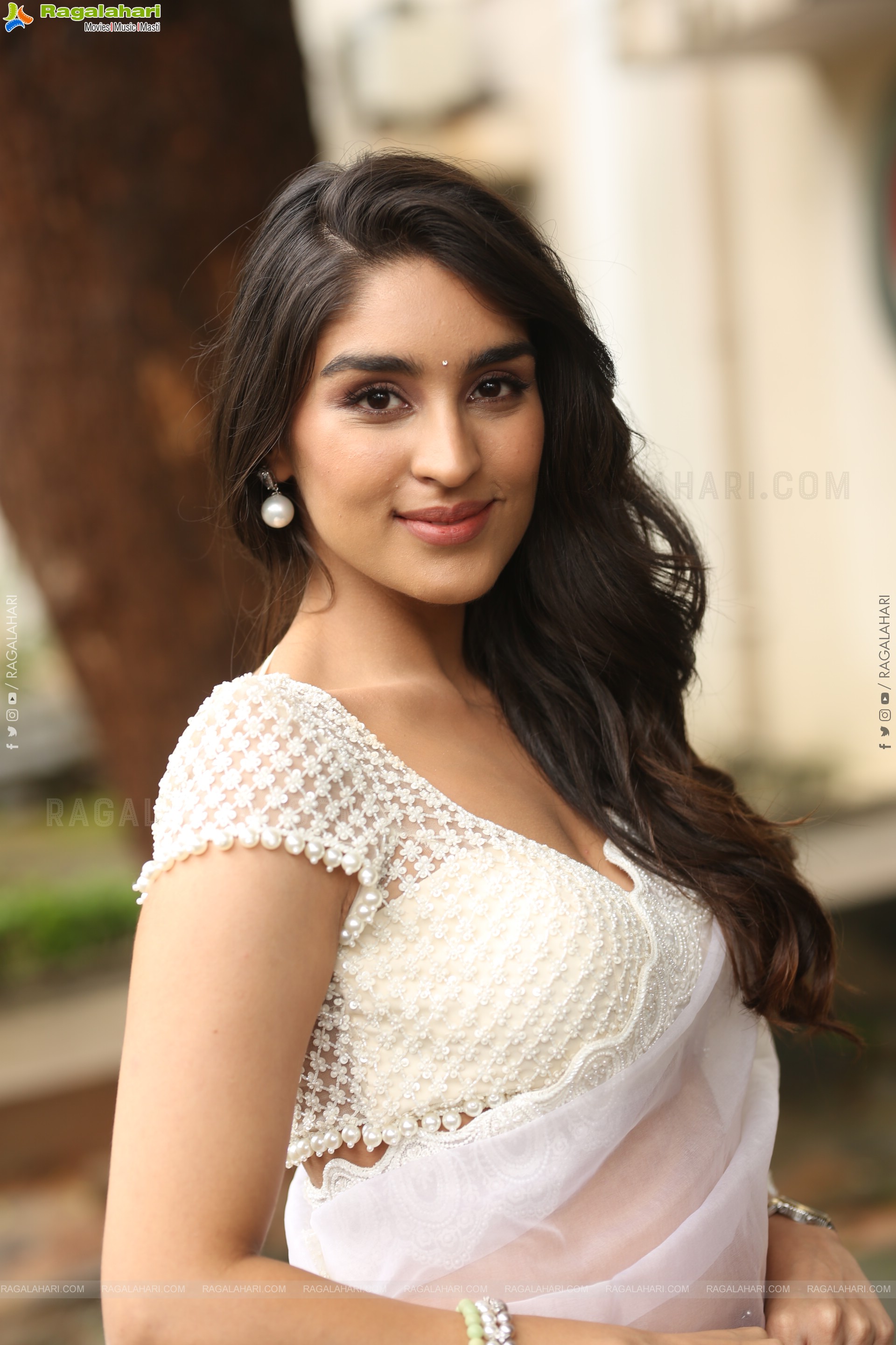Yukti Thareja at K-Ramp Movie Press Meet, HD Gallery