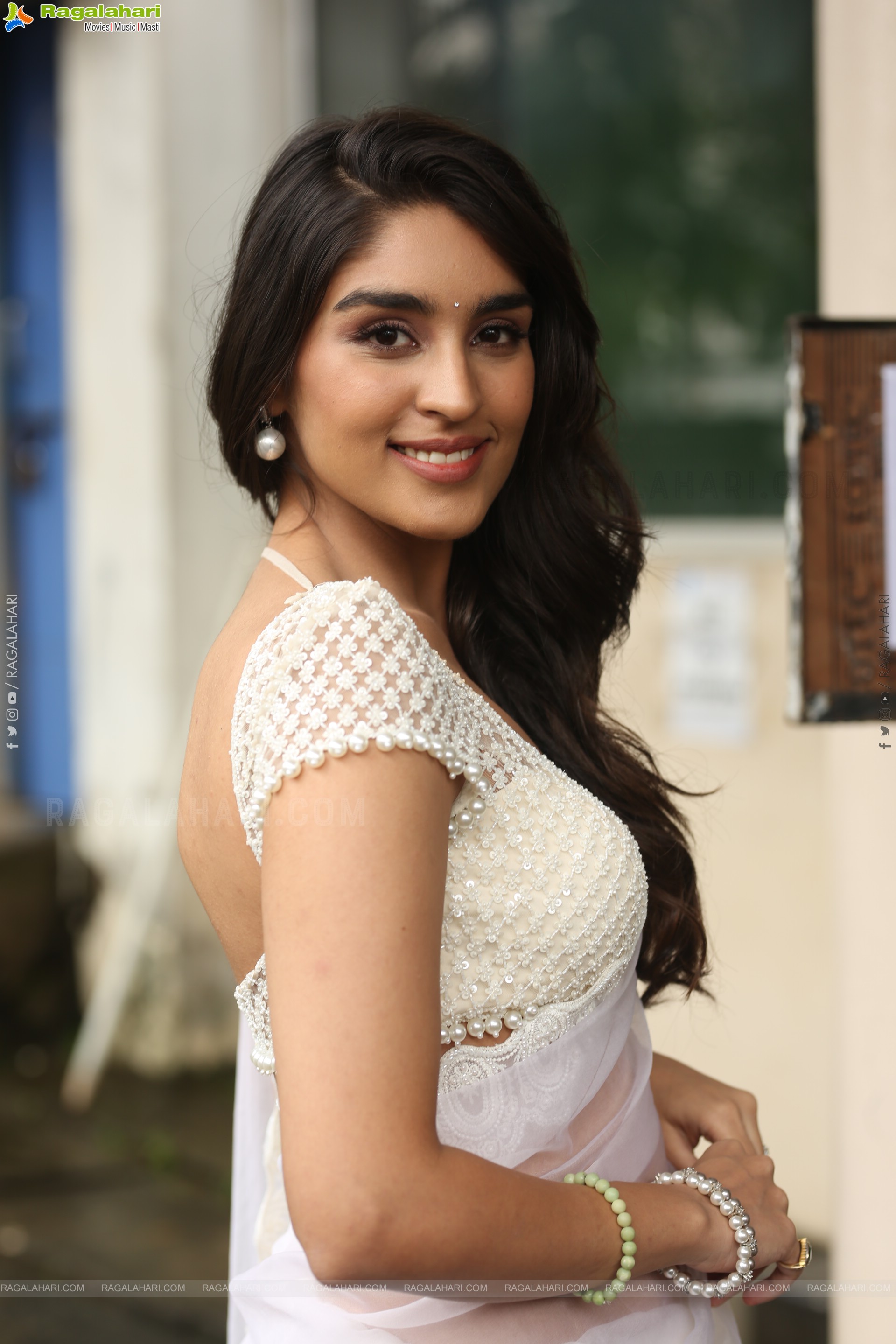 Yukti Thareja at K-Ramp Movie Press Meet, HD Gallery