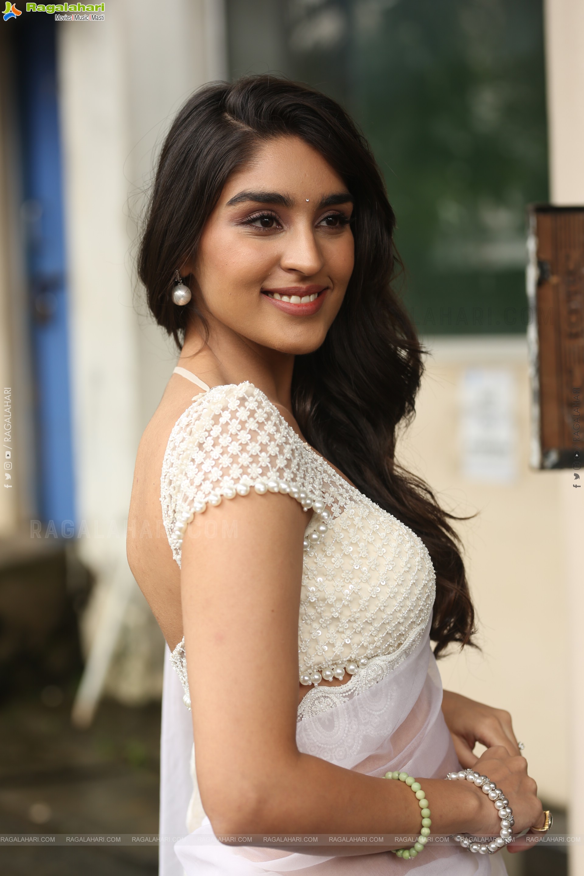 Yukti Thareja at K-Ramp Movie Press Meet, HD Gallery