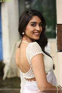Yukti Thareja at K-Ramp Movie Press Meet, HD Gallery