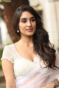 Yukti Thareja at K-Ramp Movie Press Meet, HD Gallery