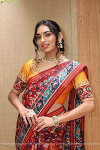Zayleen Ganapathy Latest Stills, HD Gallery