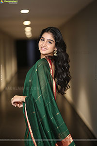 Anaswara Rajan at Antha Ramuloru Chuskuntaru Title Launch