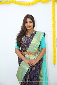 Deepthi Nageswar Glam stills in Saree, HD Gallery 