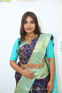 Deepthi Nageswar Glam stills in Saree, HD Gallery 