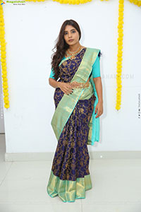 Deepthi Nageswar Glam stills in Saree, HD Gallery 
