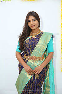 Deepthi Nageswar Glam stills in Saree, HD Gallery 