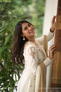 Dhashvika at Tatvam Movie Interview, HD Gallery 