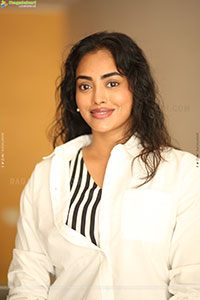 Kamakshi Bhaskarla at Premane Oorilo Song Launch Event