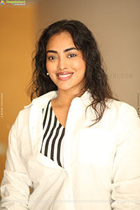 Kamakshi Bhaskarla at Premane Oorilo Song Launch Event