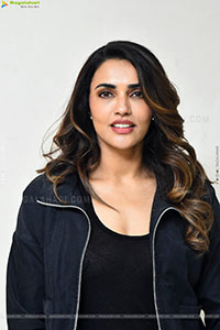 Akshara Gowda at Magallu Zindhabadh Title Launch Event