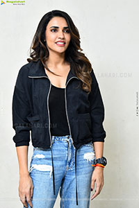 Akshara Gowda at Magallu Zindhabadh Title Launch Event